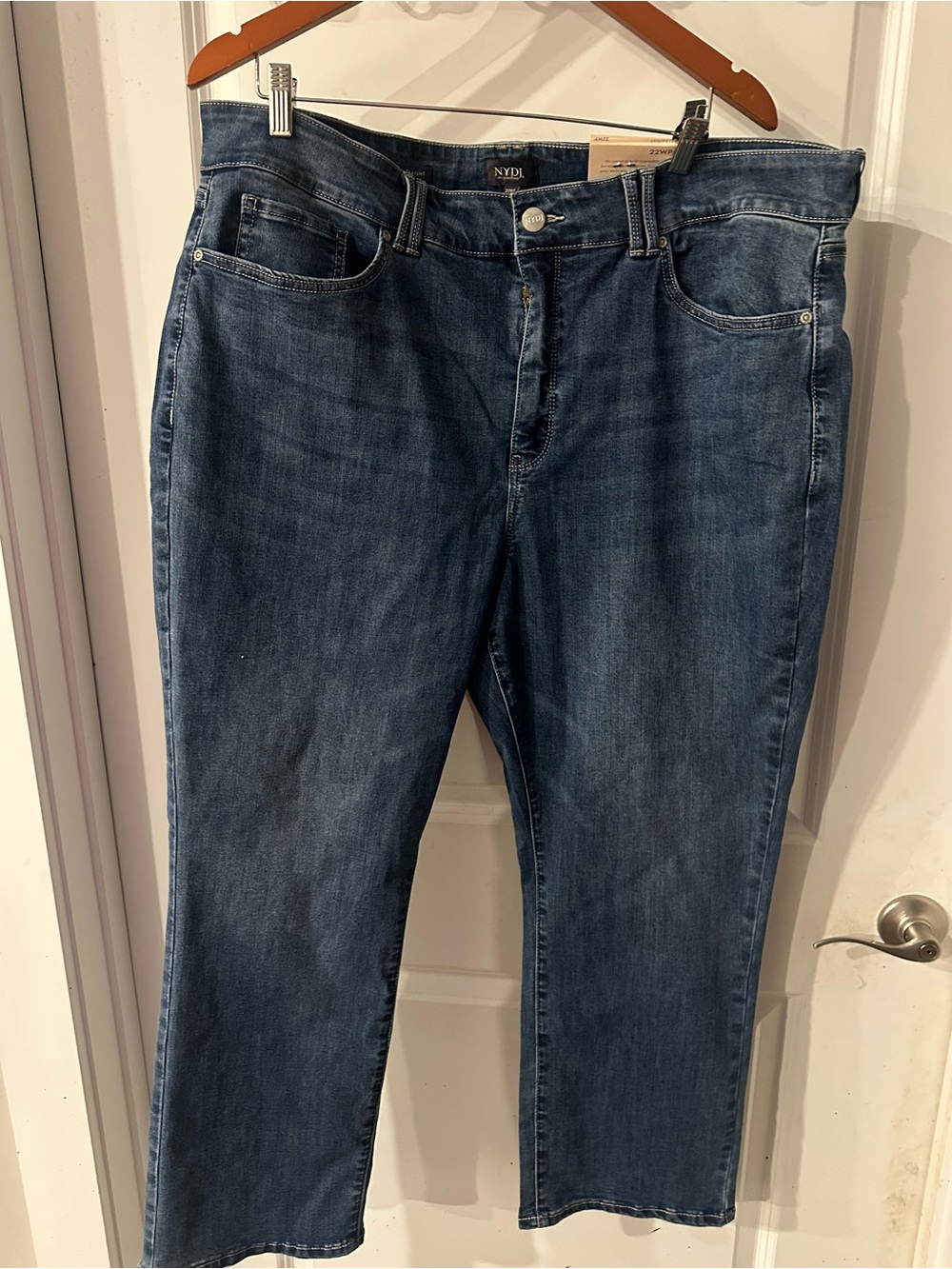 NYDJ Straight Leg Jeans in Denim Blue Wash